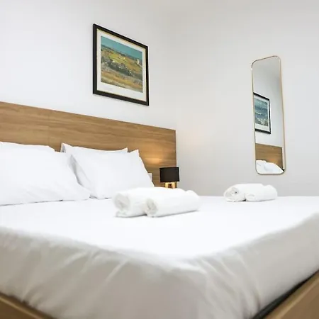 2br With Balcony & Sea Views By 360 Estates * Sliema