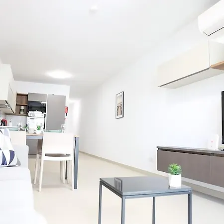 2br With Balcony & Sea Views By 360 Estates Daire *