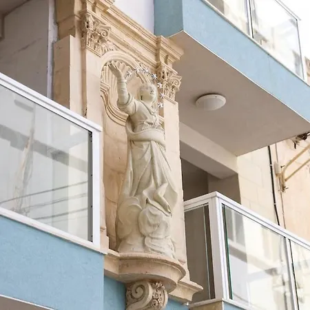 Apartman 2br With Balcony & Sea Views By 360 Estates Sliema